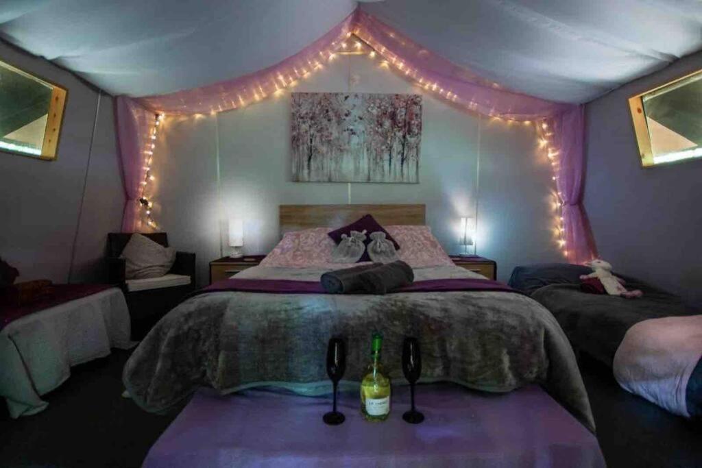 Cosy Woodland Romantic Retreat With Log Fires And Nature Sturry Kültér fotó